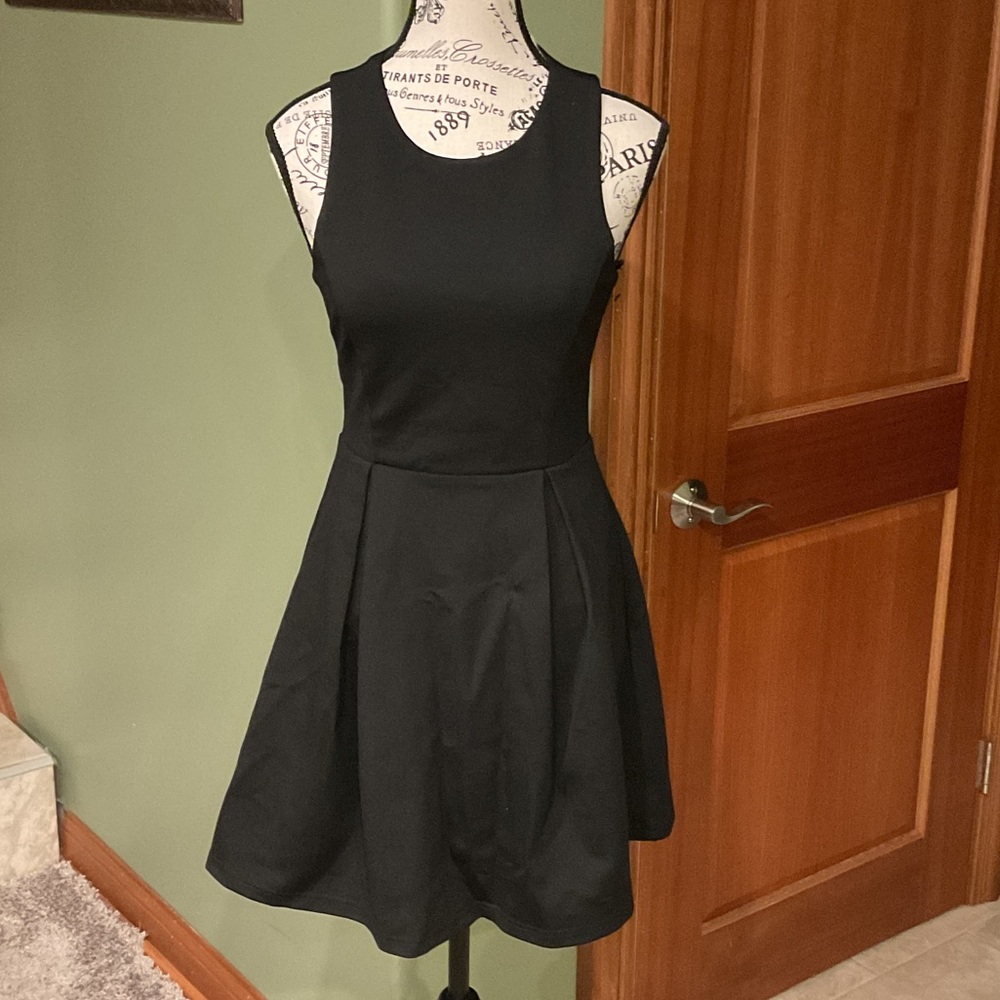 Lulu's Classic Black Mini Dress, Size S
